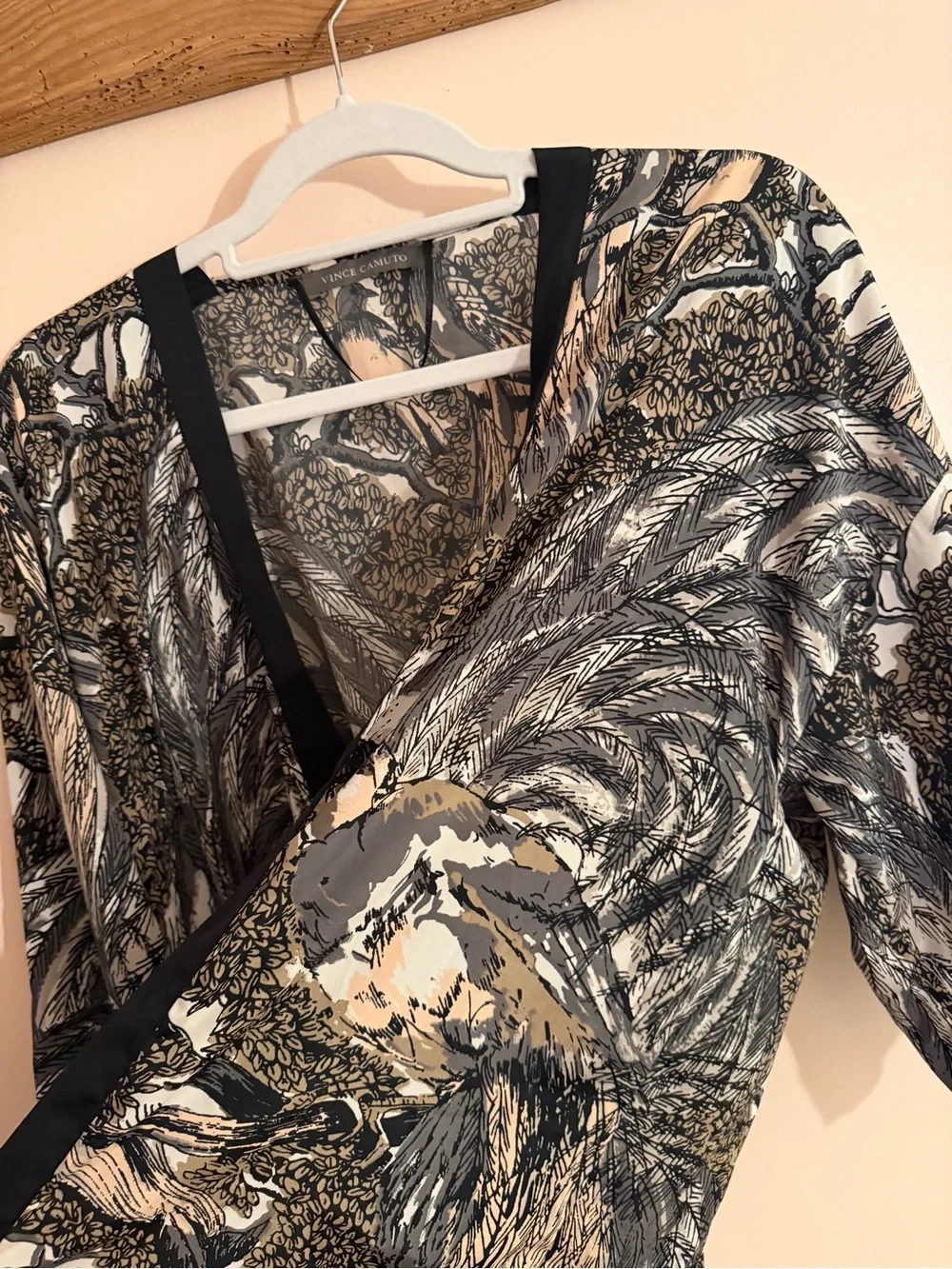 Vince Camuto Kimono - Black, Gray, & Cream Abstract Print